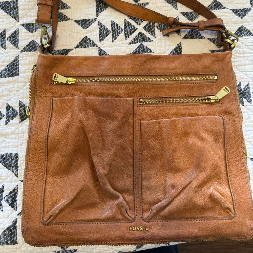 Fossil large crossbody